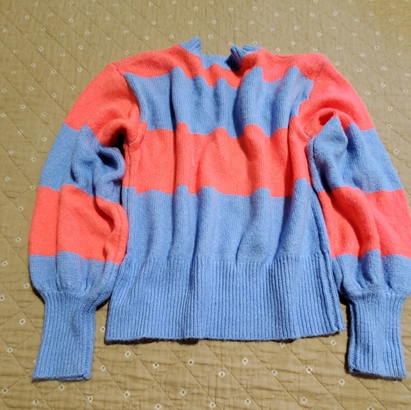 Sweater - Picture 2 of 5